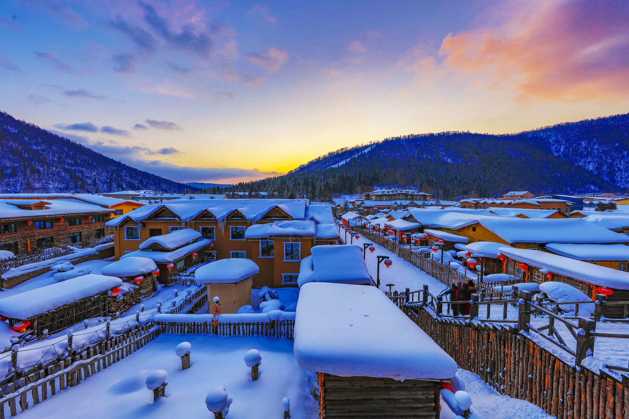 雪鄉(xiāng)景區(qū)大年初三將閉園？不實